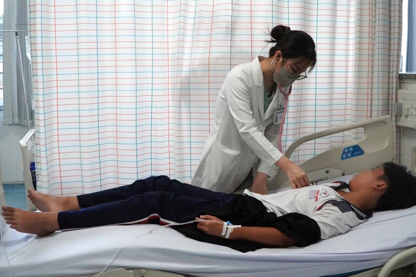  Số ca nghi ngộ độc sau ăn bánh mì ở TPHCM tăng lên 83 