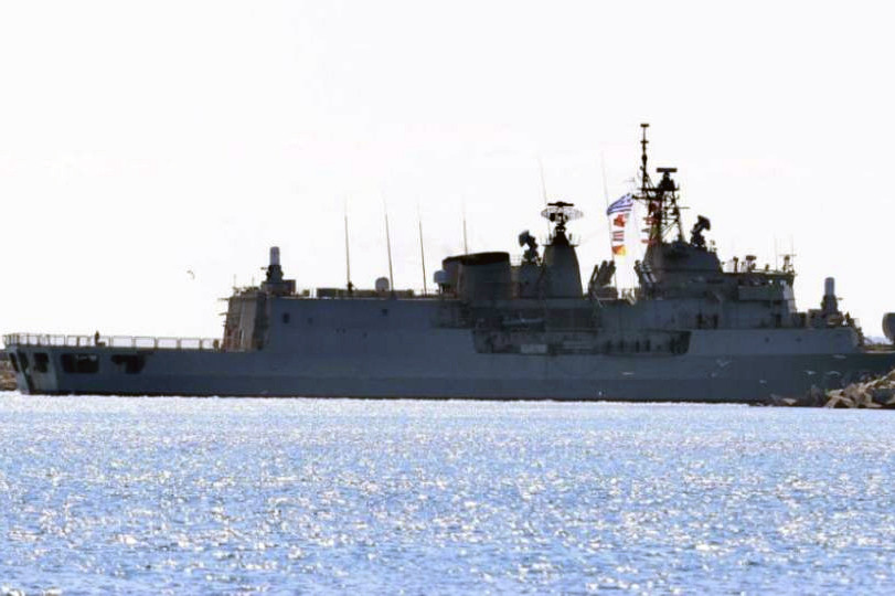 tau khu truc Hy Lap Knews.jpg