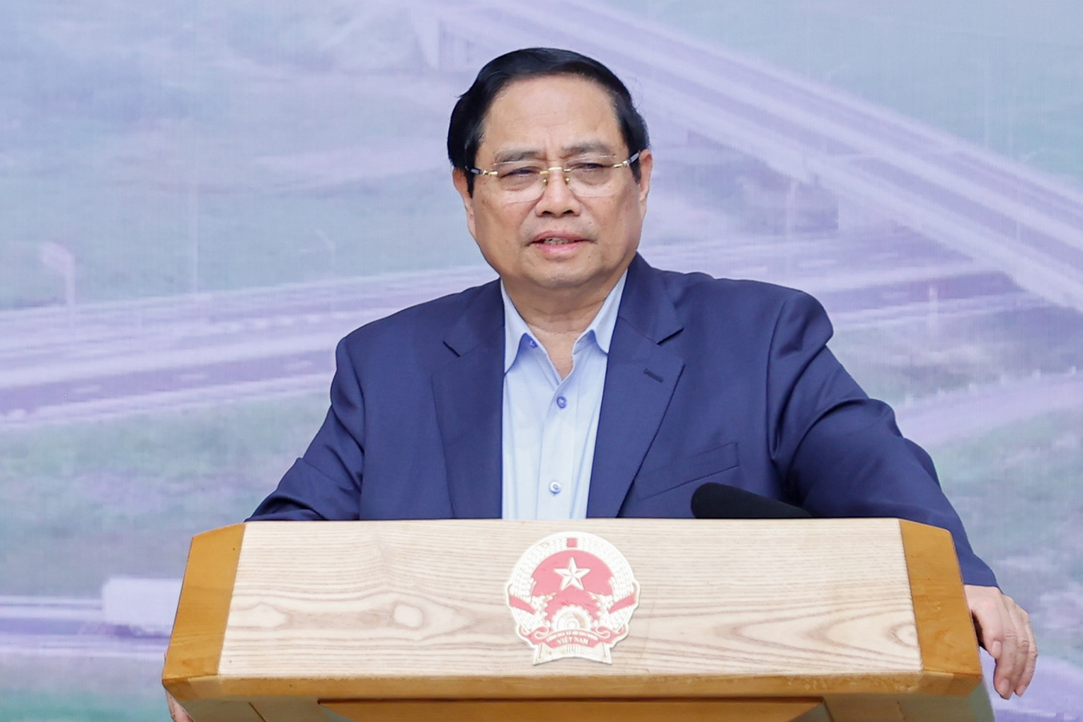 Thủ tướng: Tuyệt đối không để sai phạm, tham nhũng khi triển khai dự án quan trọng quốc gia