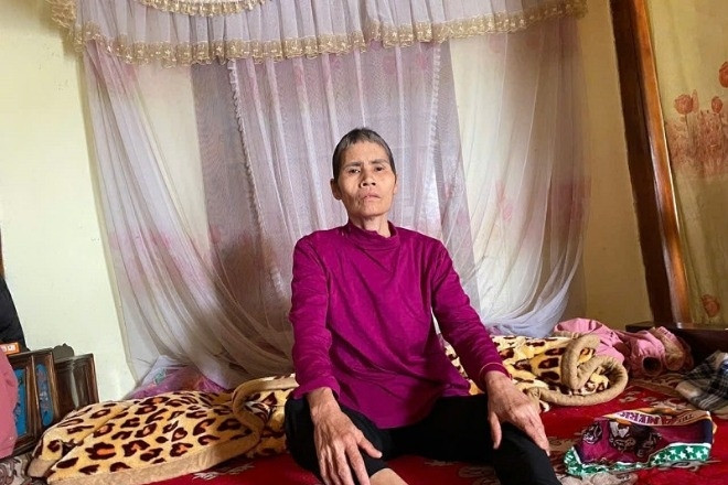 Ung thư bủa vây, gia đình nghèo ở Lào Cai kiệt quệ, gánh nợ cả trăm triệu đồng