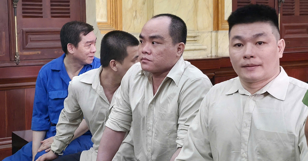 Vay nóng với lãi suất ‘cắt cổ’, hai giám đốc ngân hàng phải cầu cứu cảnh sát