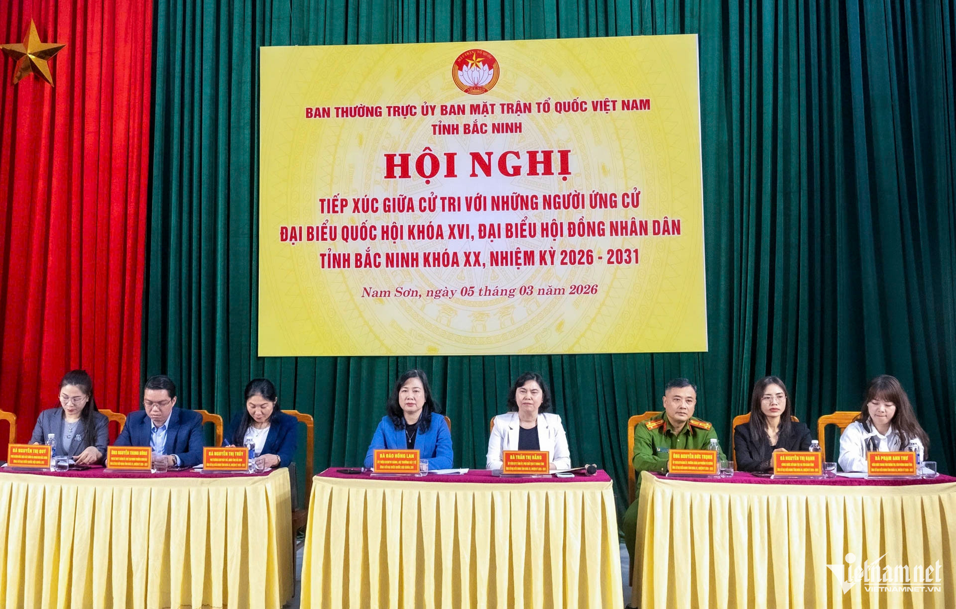 W-tiếp xúc cử tri bắc ninh_1.JPG.jpg