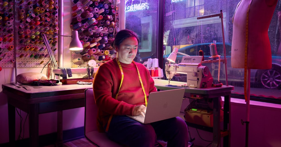 MacBook rẻ nhất lịch sử khiến Microsoft và laptop Windows 'đứng ngồi không yên'