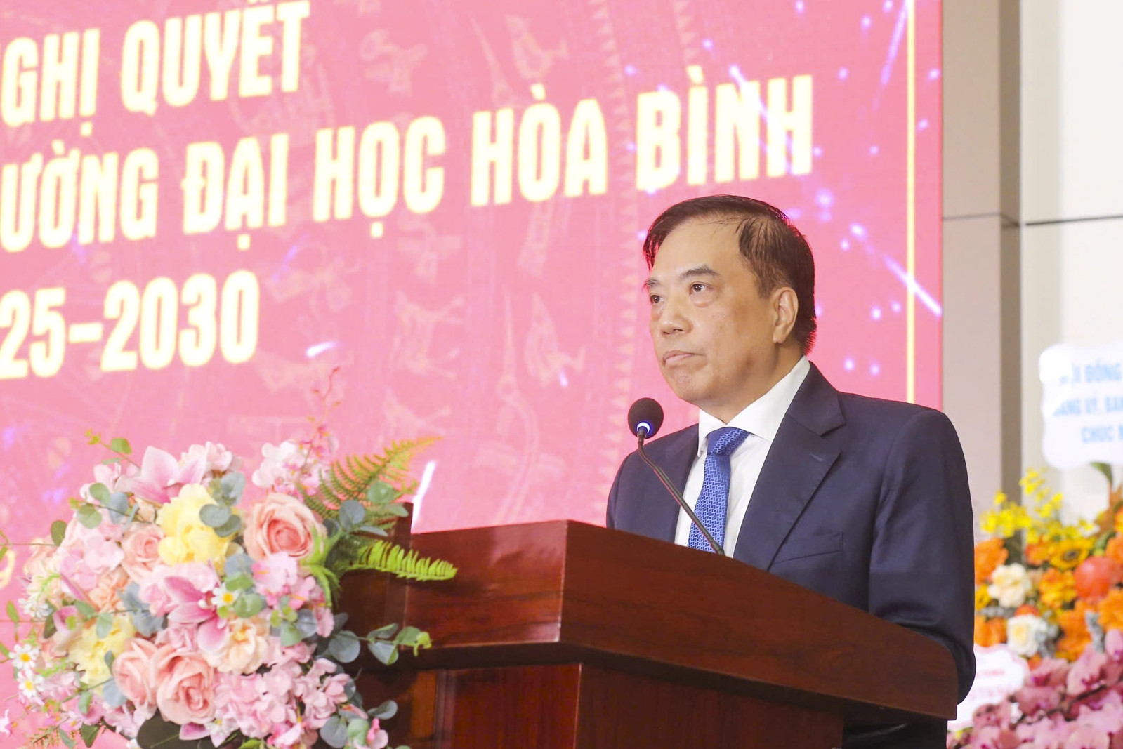 PGS.TS Bùi Anh Tuấn giữ chức Hiệu trưởng Trường Đại học Hòa Bình