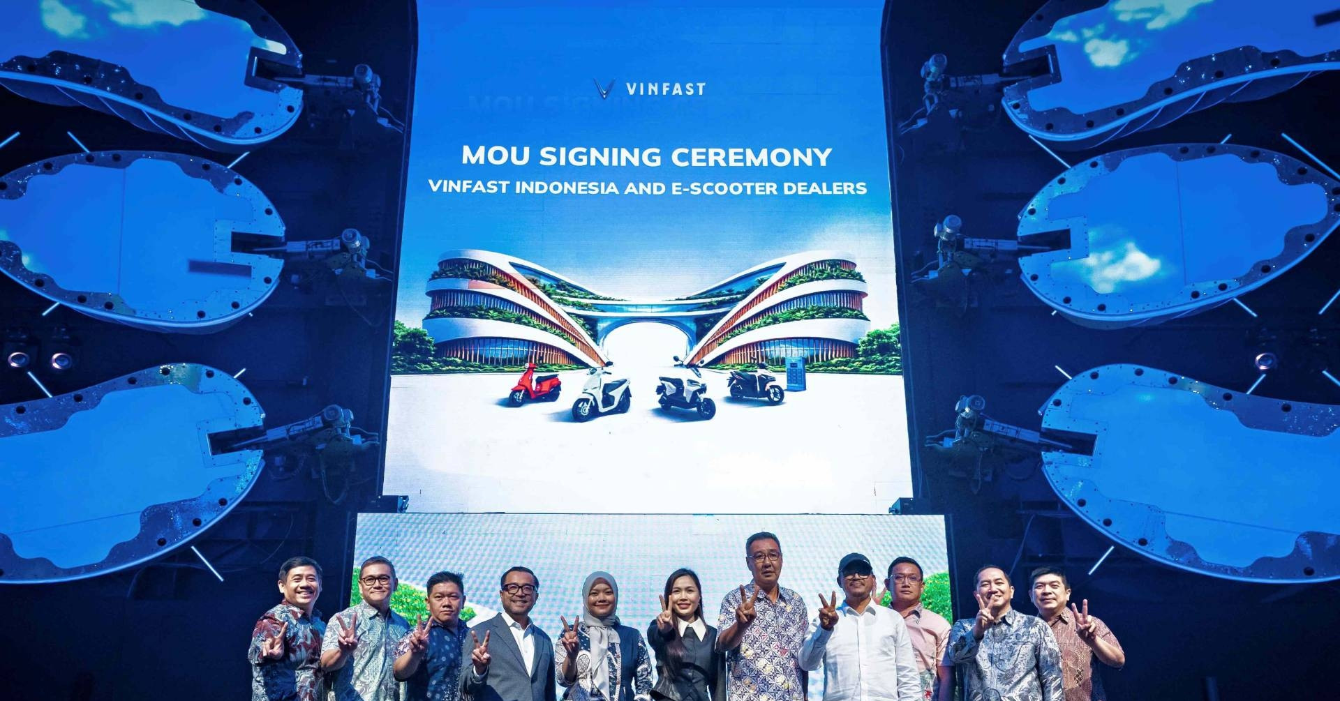 VinFast hợp tác với 6 đại lý xe máy điện tại Indonesia