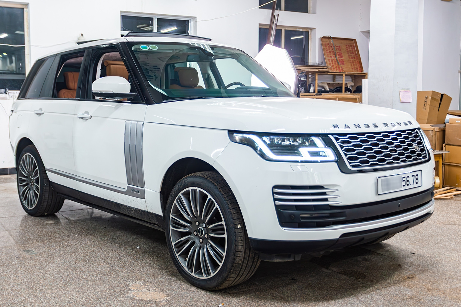 Độ xe sang Range Rover biển số 5678 đời 2015 lên 2022, chủ xe tốn gần nửa tỷ