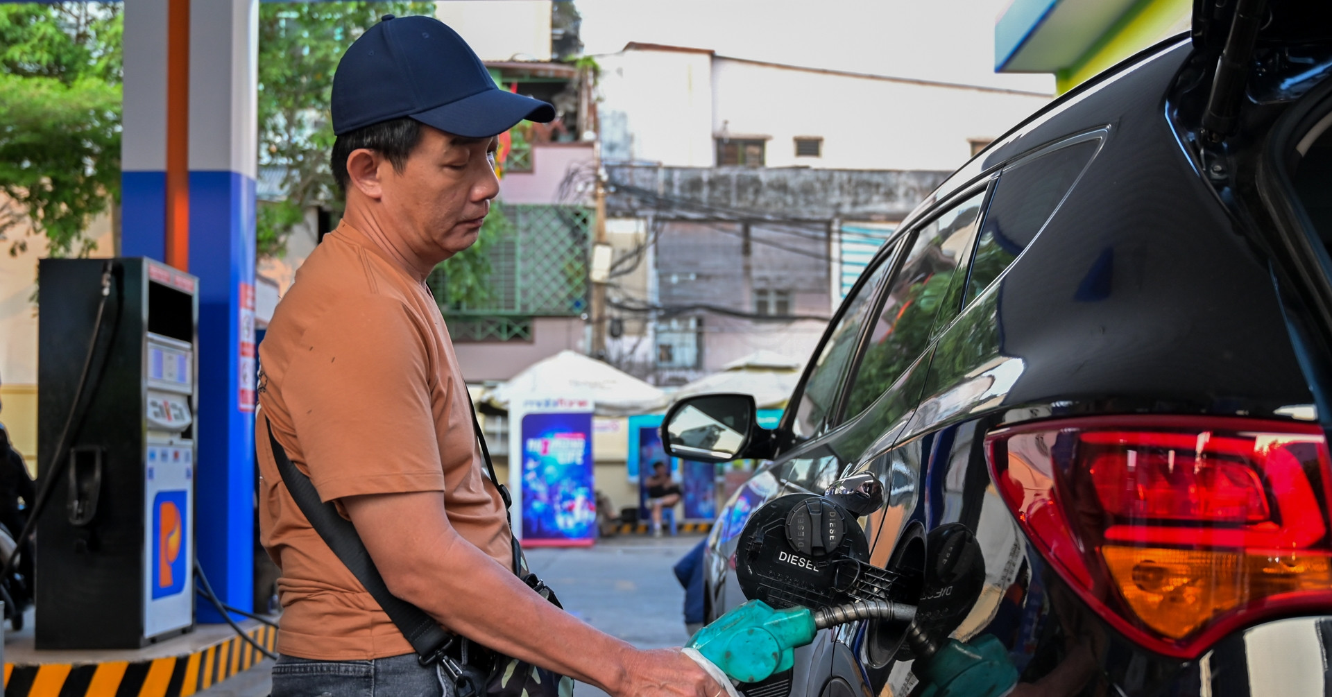 Giá xăng dầu tăng phi mã, có loại tăng tới hơn ...