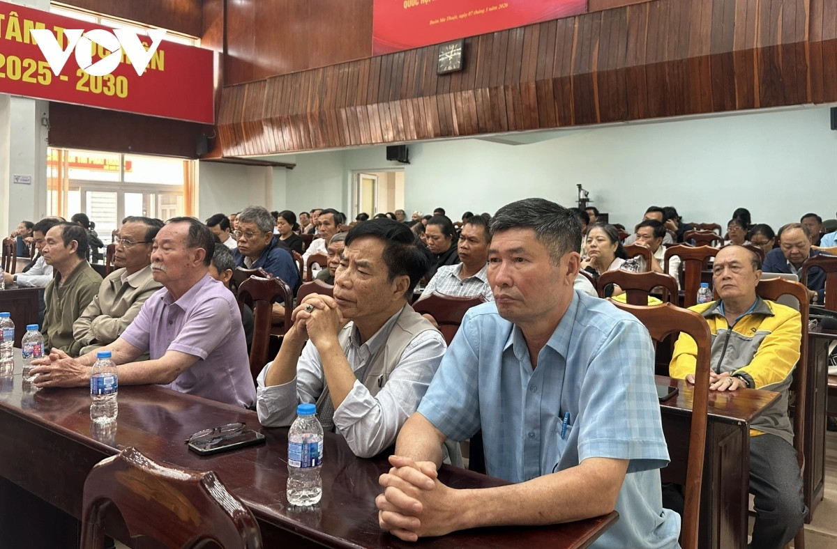 Ong nguyen thanh nghi trinh bay chuong trinh hanh dong truoc cu tri Dak lak hinh anh 2