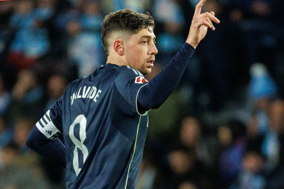 Real Madrid thoát hiểm phút bù giờ, tiếp tục bám đuổi Barcelona