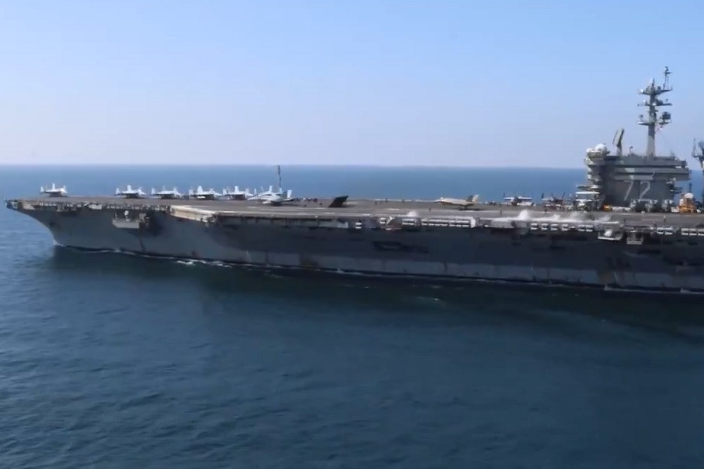 USS Lincoln 1111.jpg