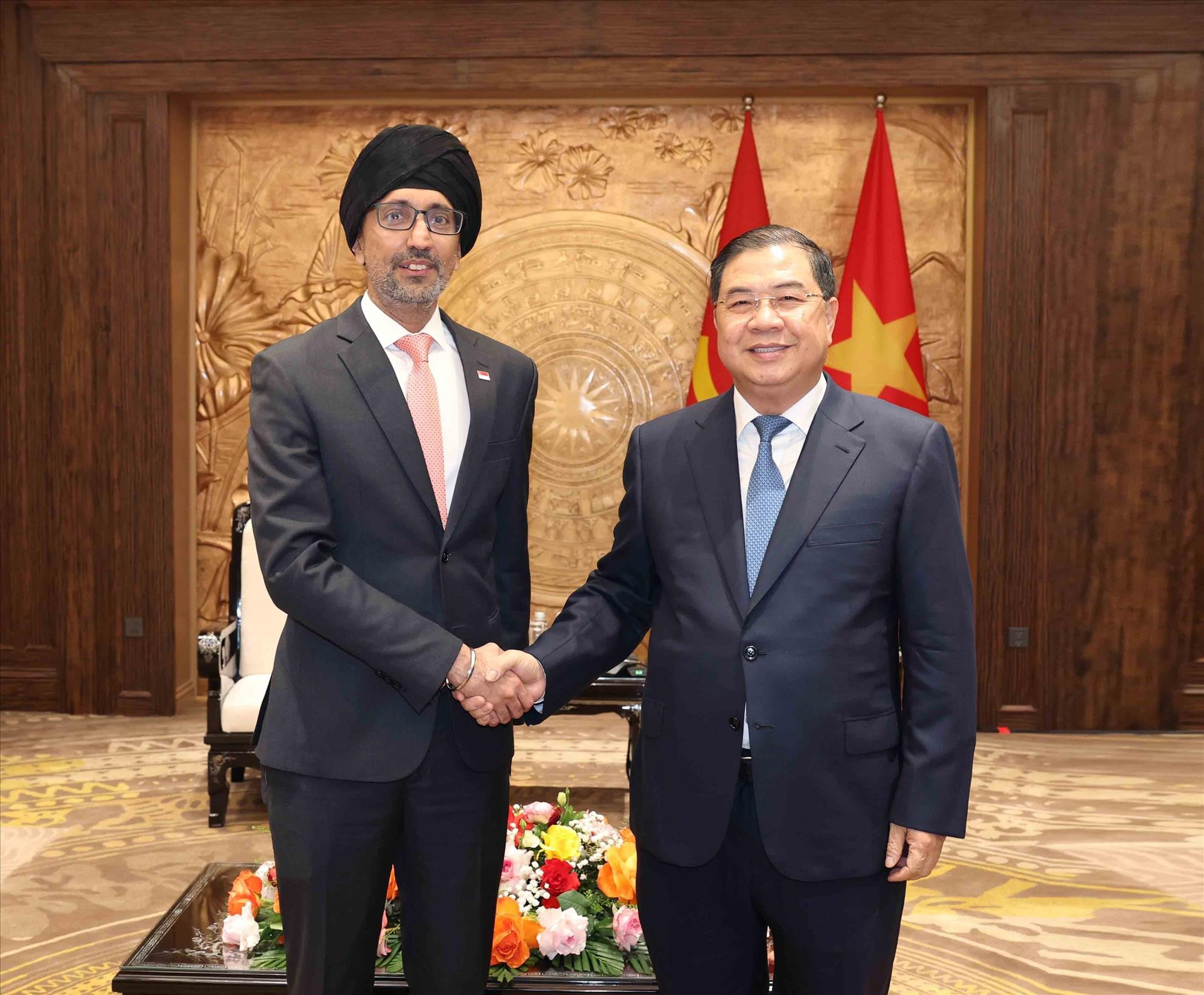 vna potal chanh van phong trung uong dang pham gia tuc tiep dai su singapore tai viet nam 86250646 21 44 44.jpg