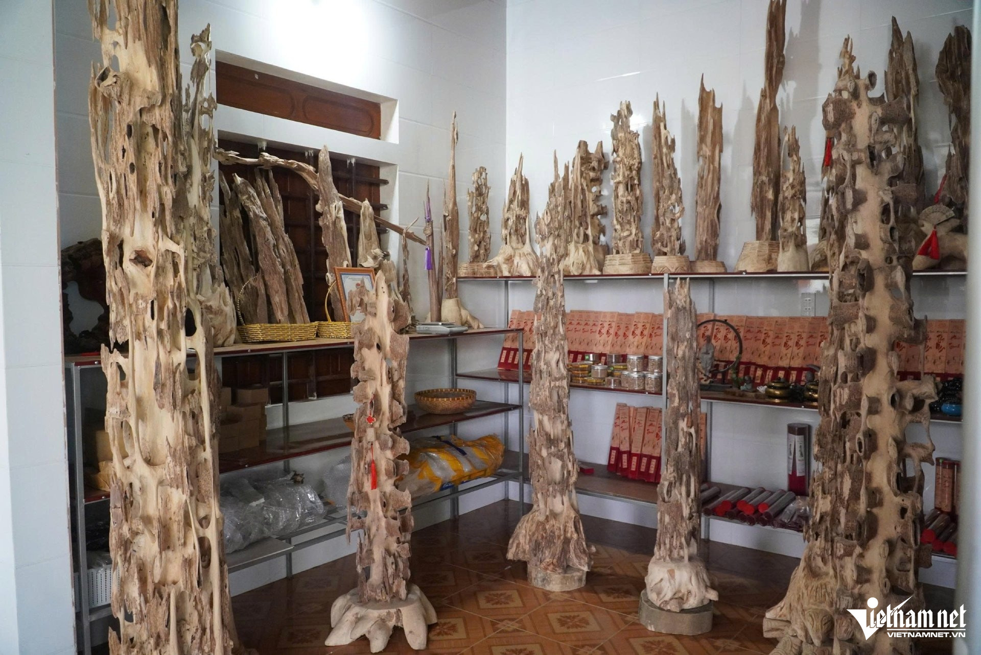 W-a trầm hương4.jpg