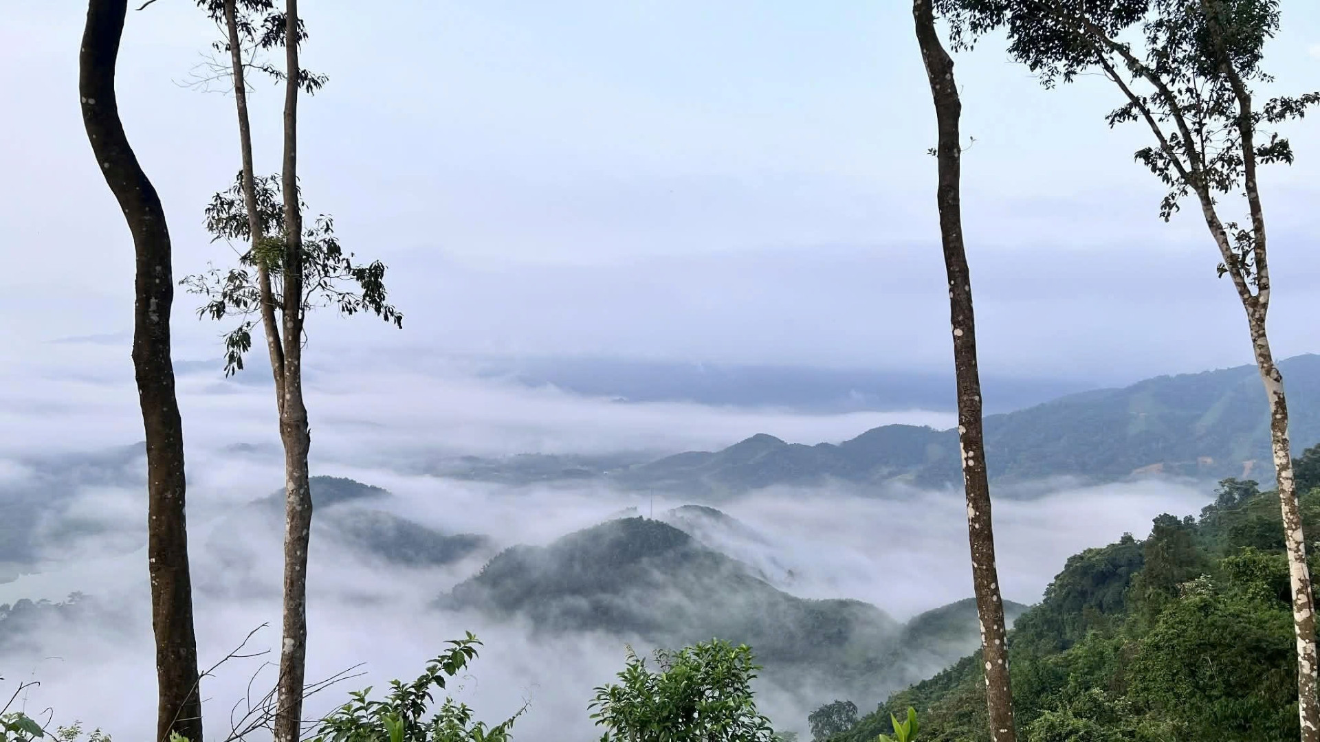 a4Một thôn ở miền núi xứ Thanh.jpg