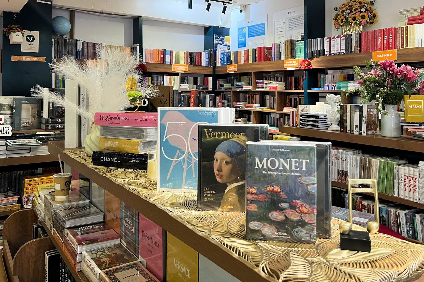 Boston Corner ra mắt tại Hà Nội, mang sách ngoại văn tuyển chọn đến độc giả Việt