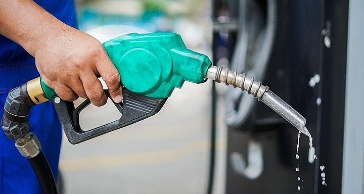 Giá nhiên liệu leo thang: Đi đổ xăng vào khung giờ nào trong ngày là 'hời' nhất?