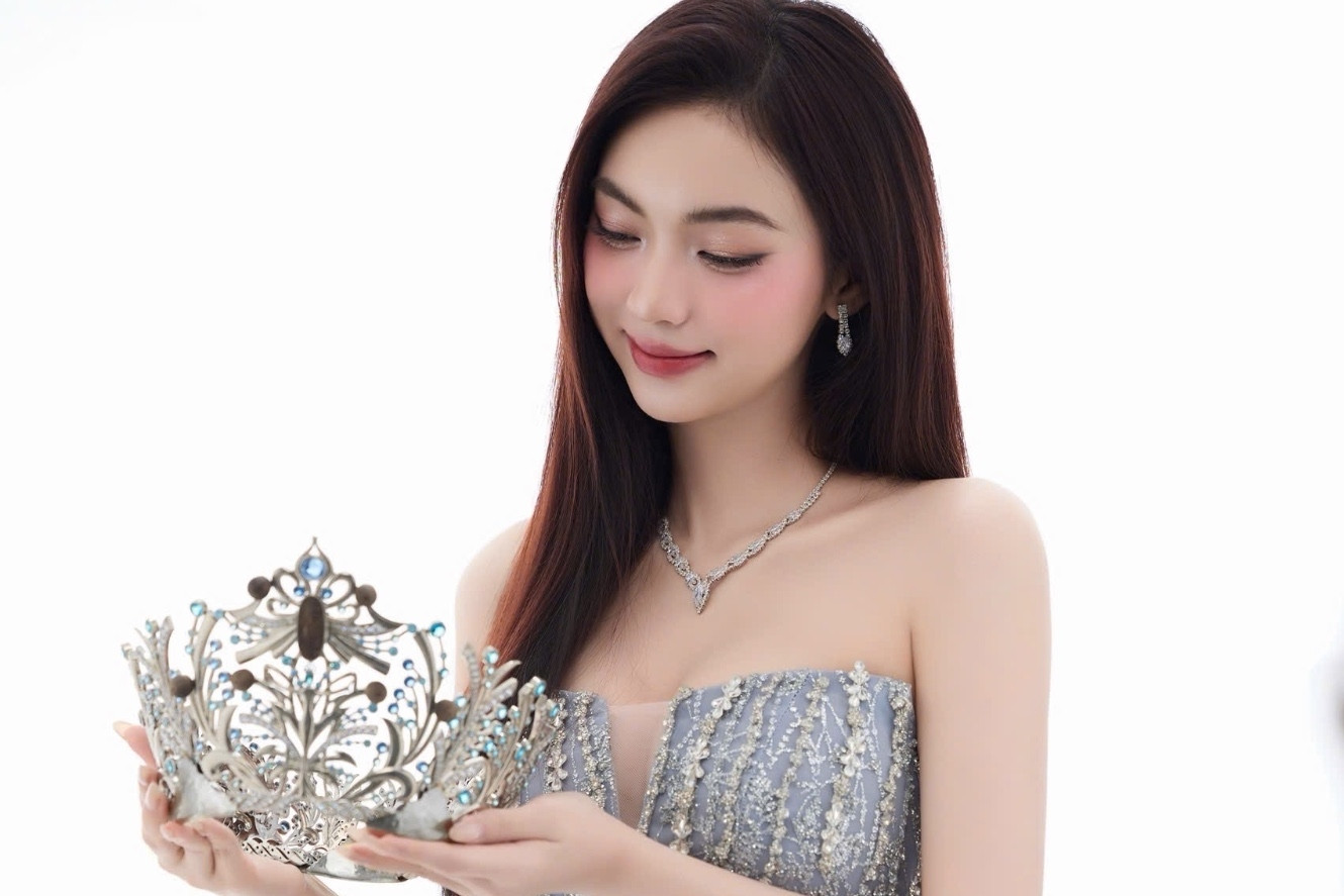 Hoa hậu sinh viên Việt Nam Hoàng Ngọc Như ngày càng xinh đẹp