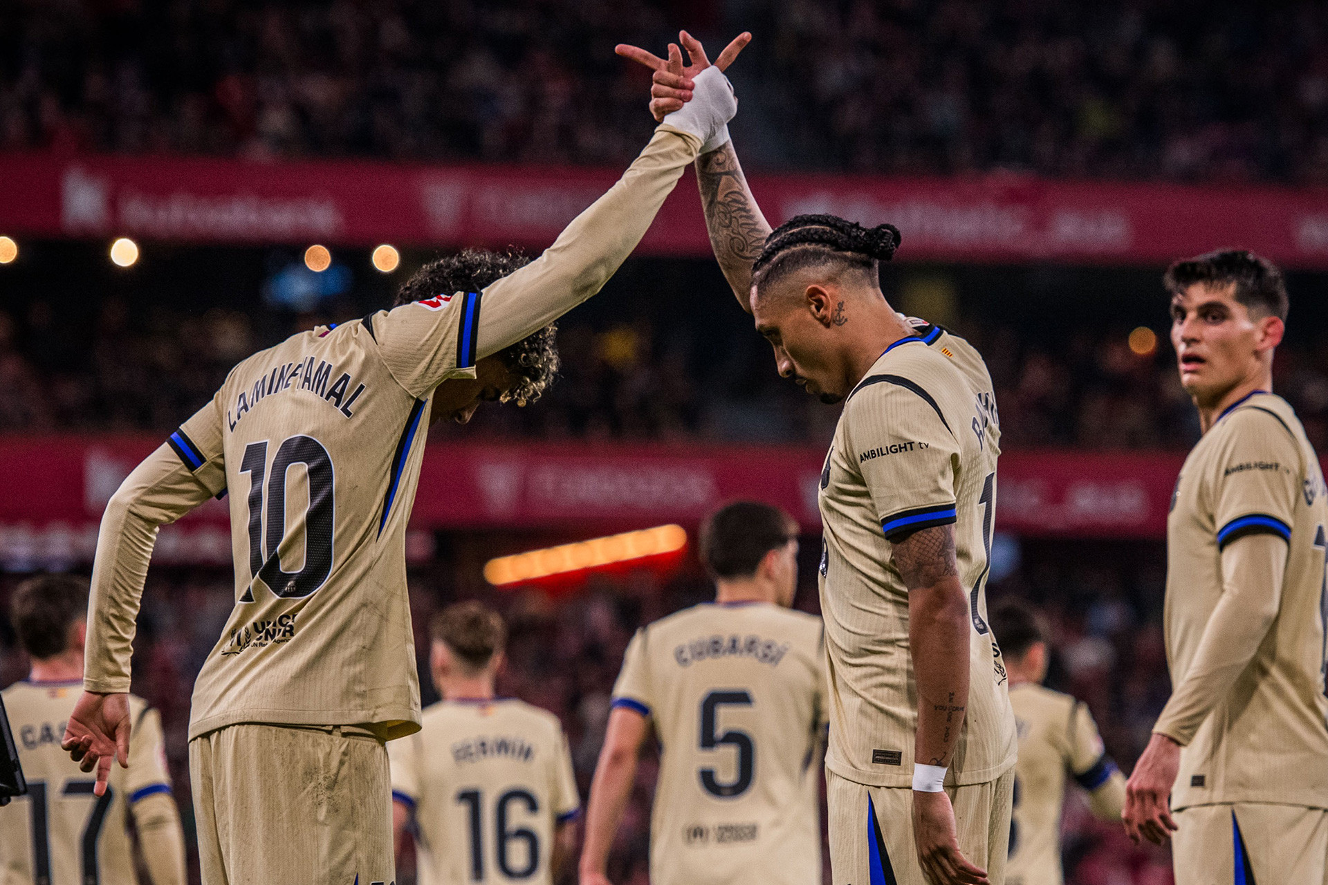 Yamal Raphinha Bilbao Barca.jpg