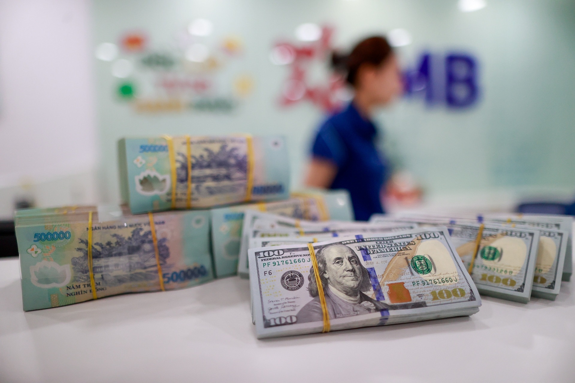 Lãi suất ngân hàng hôm nay 9/3/2026: Liên tiếp ngân hàng lớn tăng lãi tiền gửi