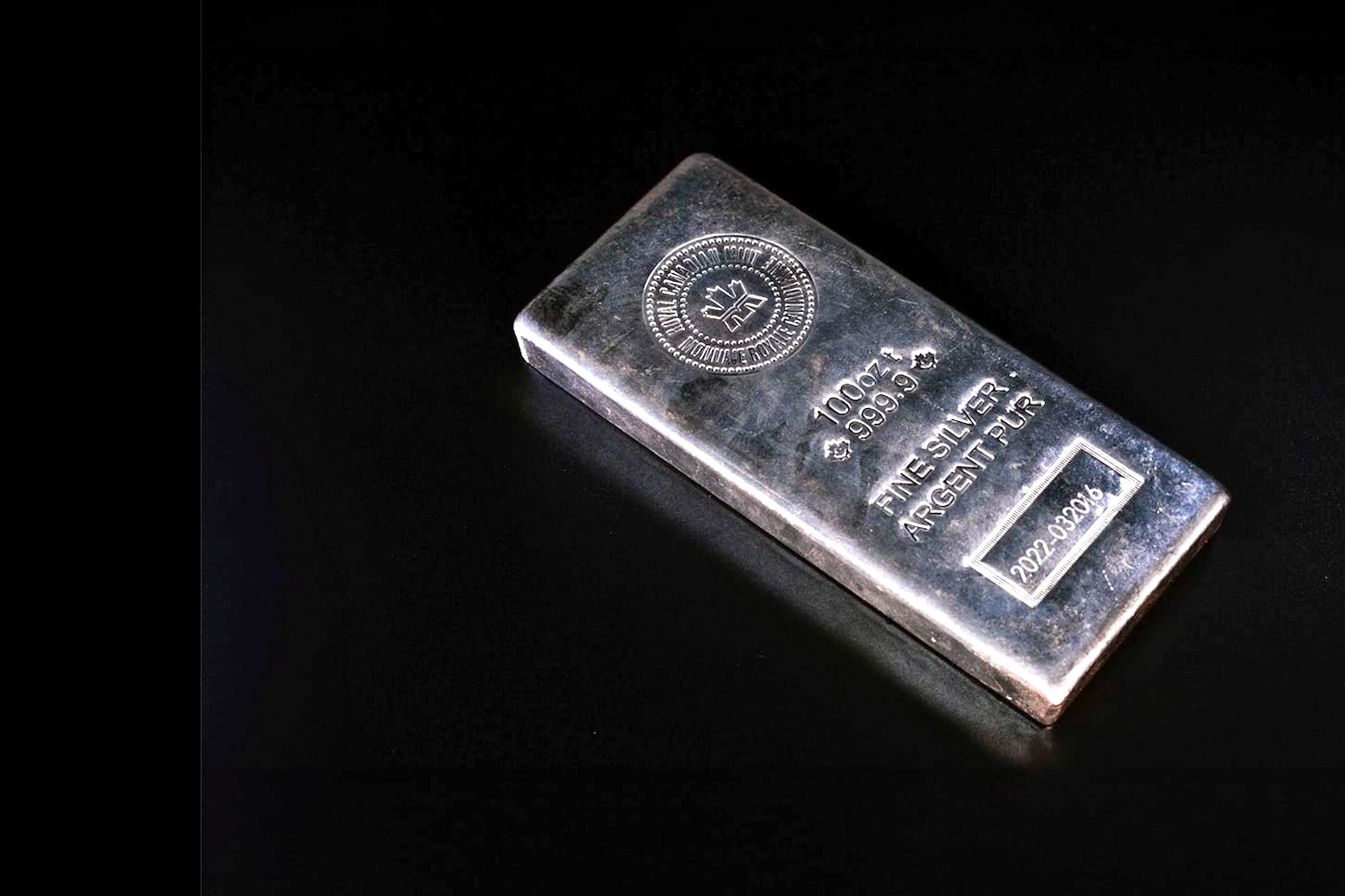 Giá bạc hôm nay 10/3 tăng mạnh hơn 5 triệu/kg