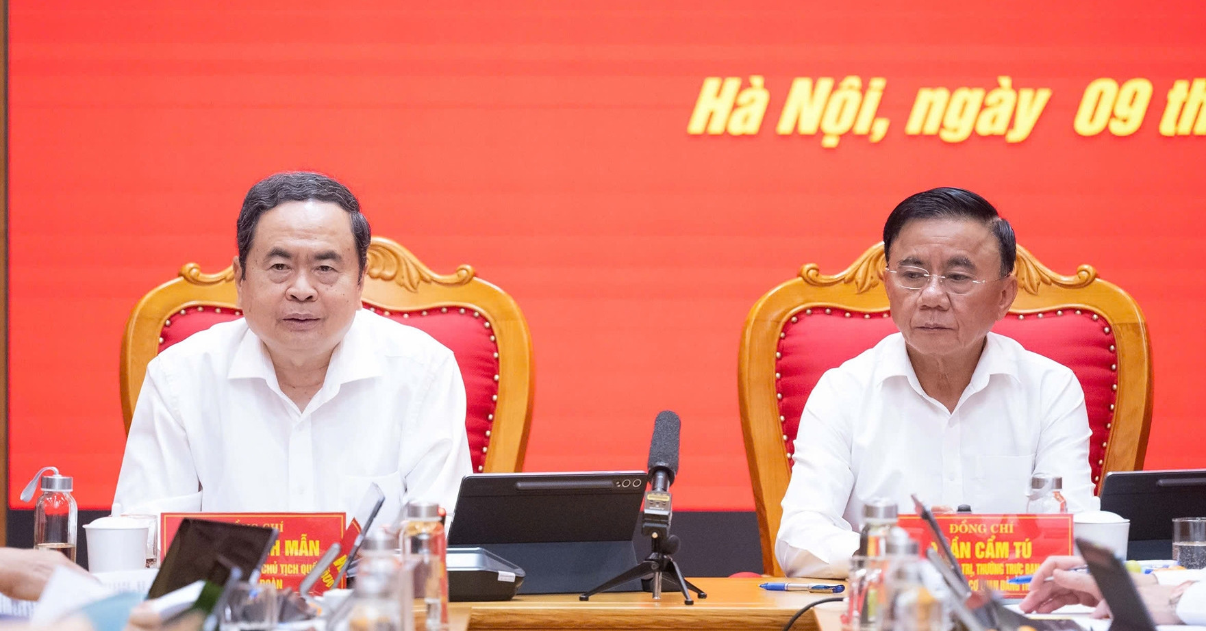 Bộ Chính trị tăng cường kiểm tra, giám sát Ban Thường vụ Đảng ủy các cơ quan đảng