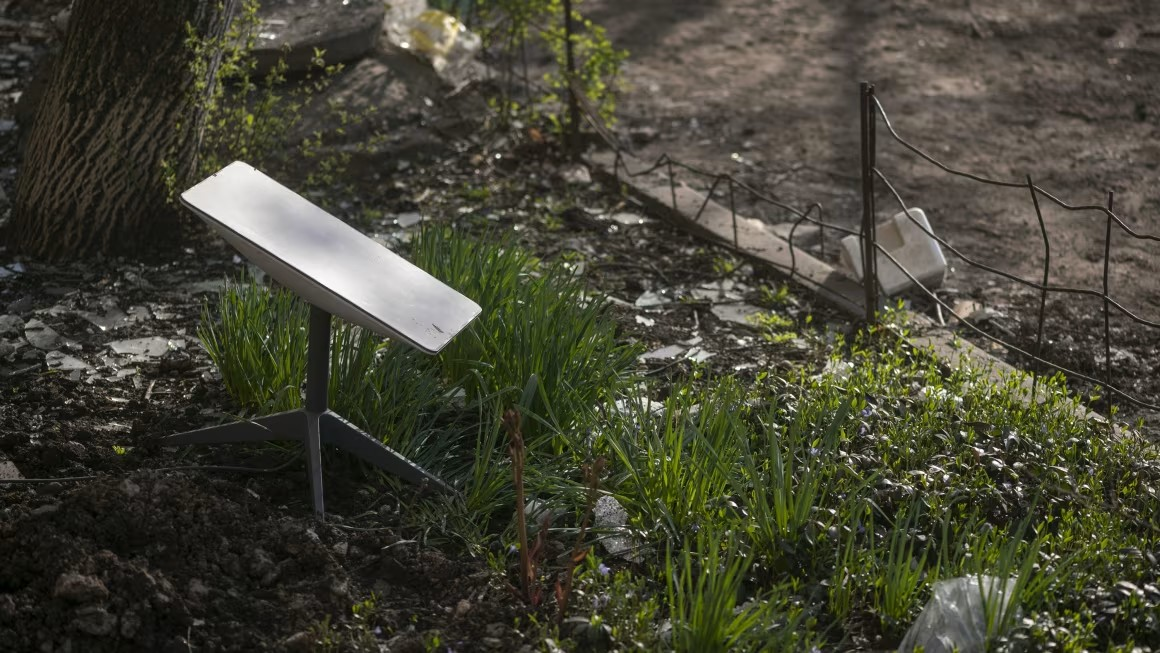 The antenna of the Starlink satellite-based broadband system used by the Ukrainian military in Bakhmut on April 17, 2023. Viktor Fridshon/Global Images Ukraine