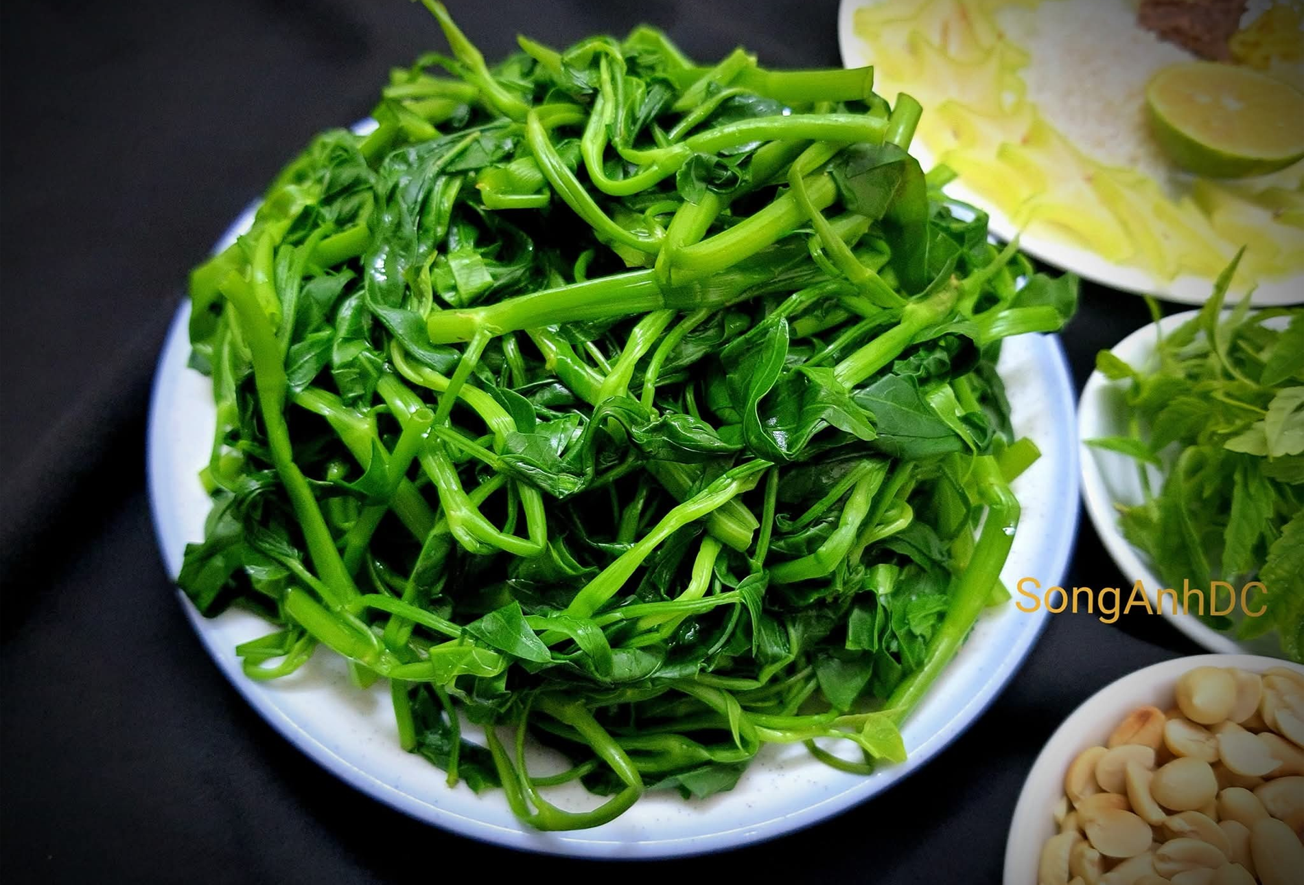 Luộc rau muống bao lâu thì chín, làm thế nào để rau xanh ngon?