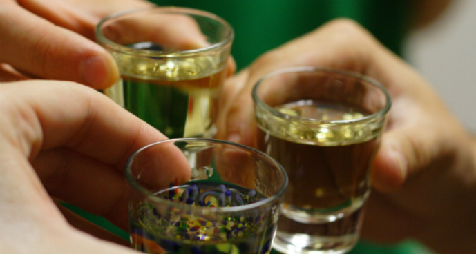 Mê một loại đồ uống khiến người đàn ông mắc cùng lúc 2 bệnh ung thư