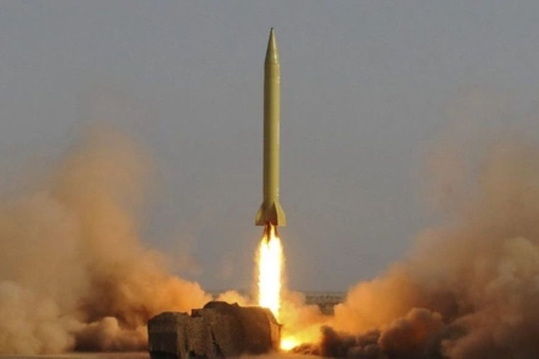 Tên lửa Shahab-3 + drone Shahed: Chiến thuật ‘lấy thịt đè người’ của Iran khiến Patriot Mỹ ‘tê liệt’