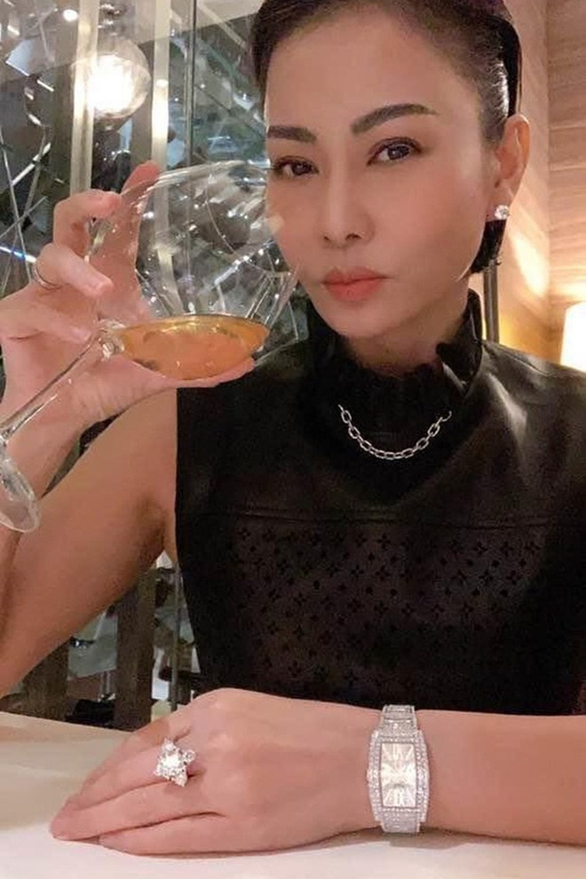 https://static-images.vnncdn.net/vps_images_publish/000001/000003/2026/3/9/thu-minh-2004-1422.jpg