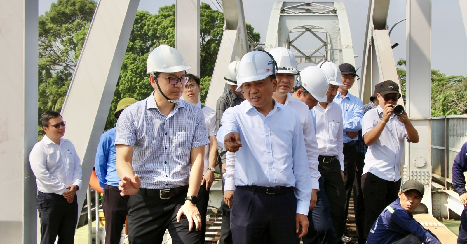 Vụ sà lan tông vào cầu Ghềnh: Thiệt hại hơn 40 tỷ đồng