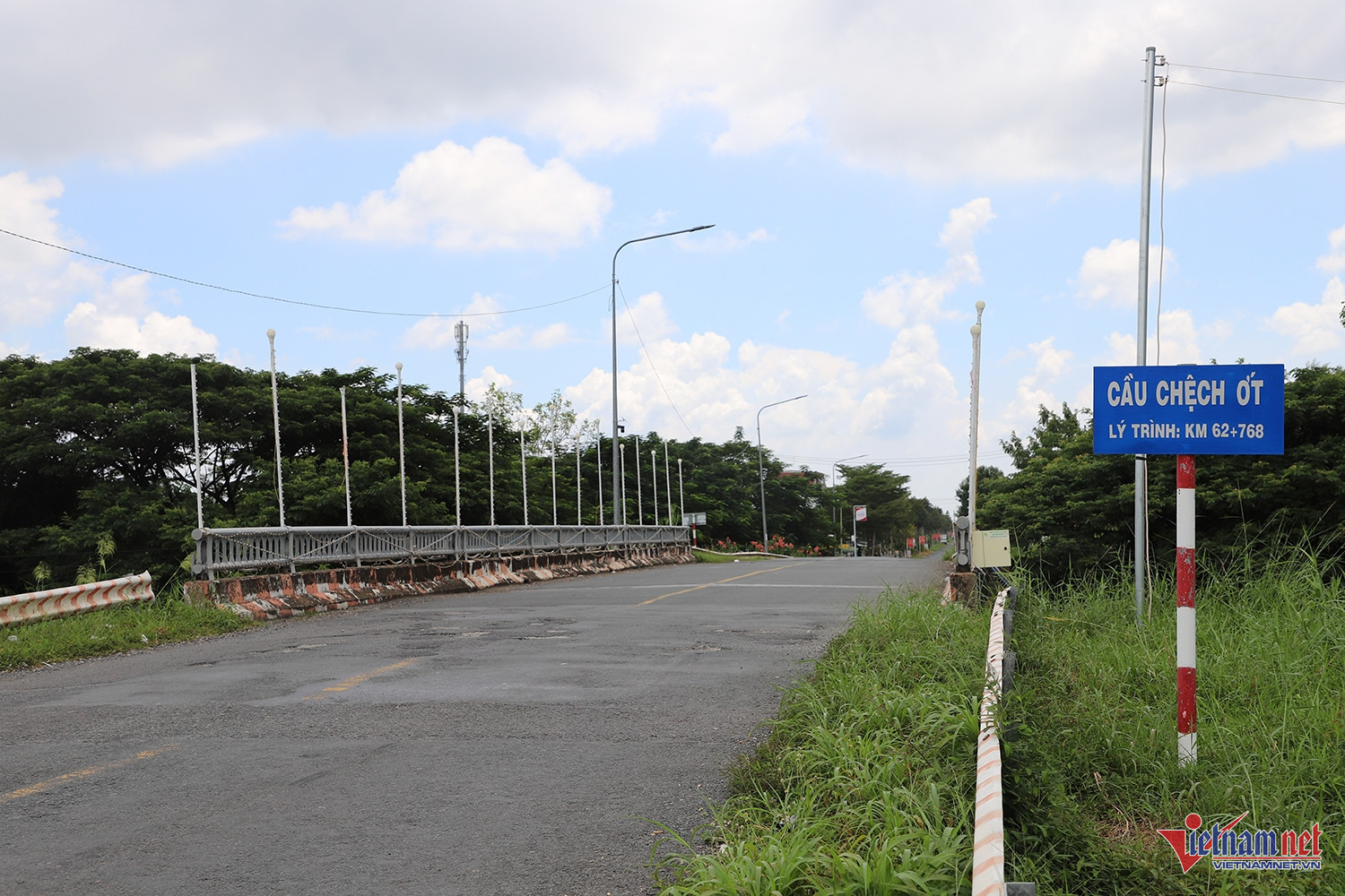 W-cầu miền tây 7.jpg