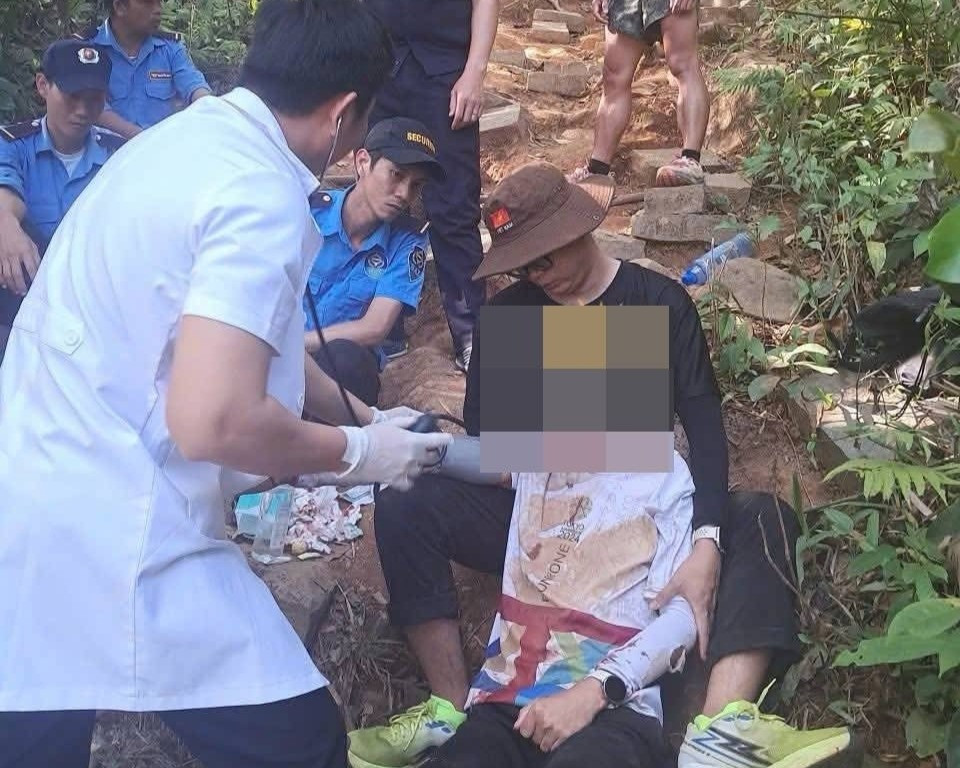 W-z7602743312544_12b1d525301810a764e3672b7f449f98 (1).jpg