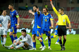 Bastoni Bosnia Italia.jpg