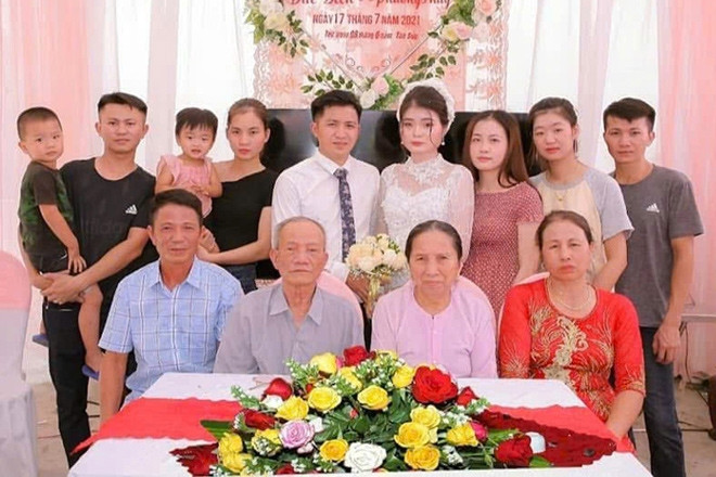 Chị em ruột ở Hải Phòng cùng làm dâu một nhà, bố mẹ dặn dò điều xúc động