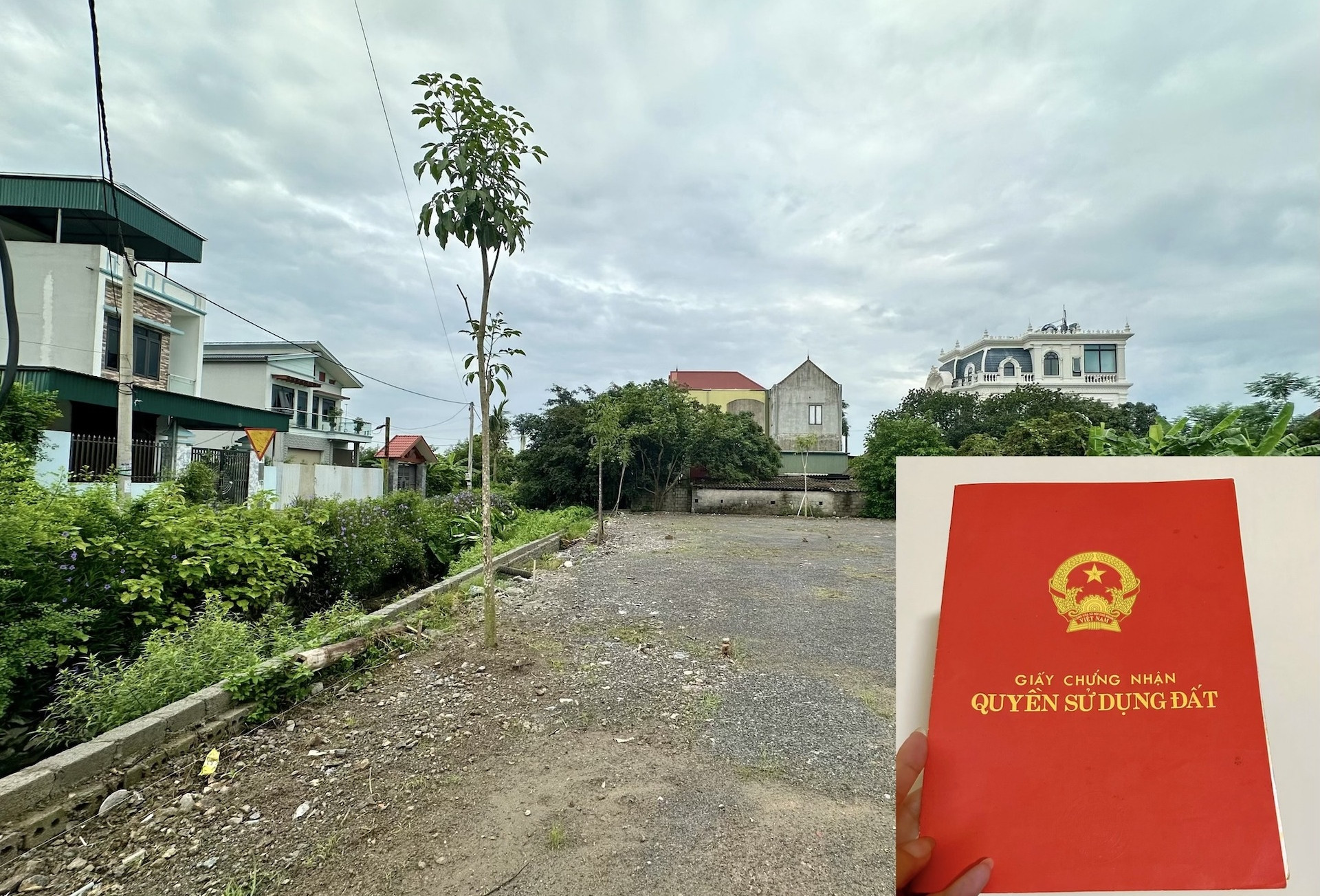 Có sổ đỏ vẫn chưa xây được nhà: Người dân loay hoay xin xác định mốc giới