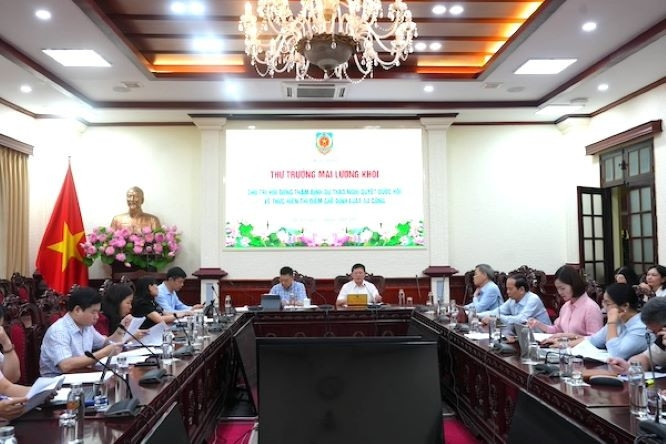 Đề xuất những tiêu chuẩn để trở thành luật sư công