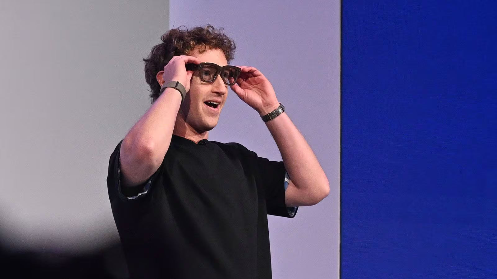 Meta kính thông minh.png