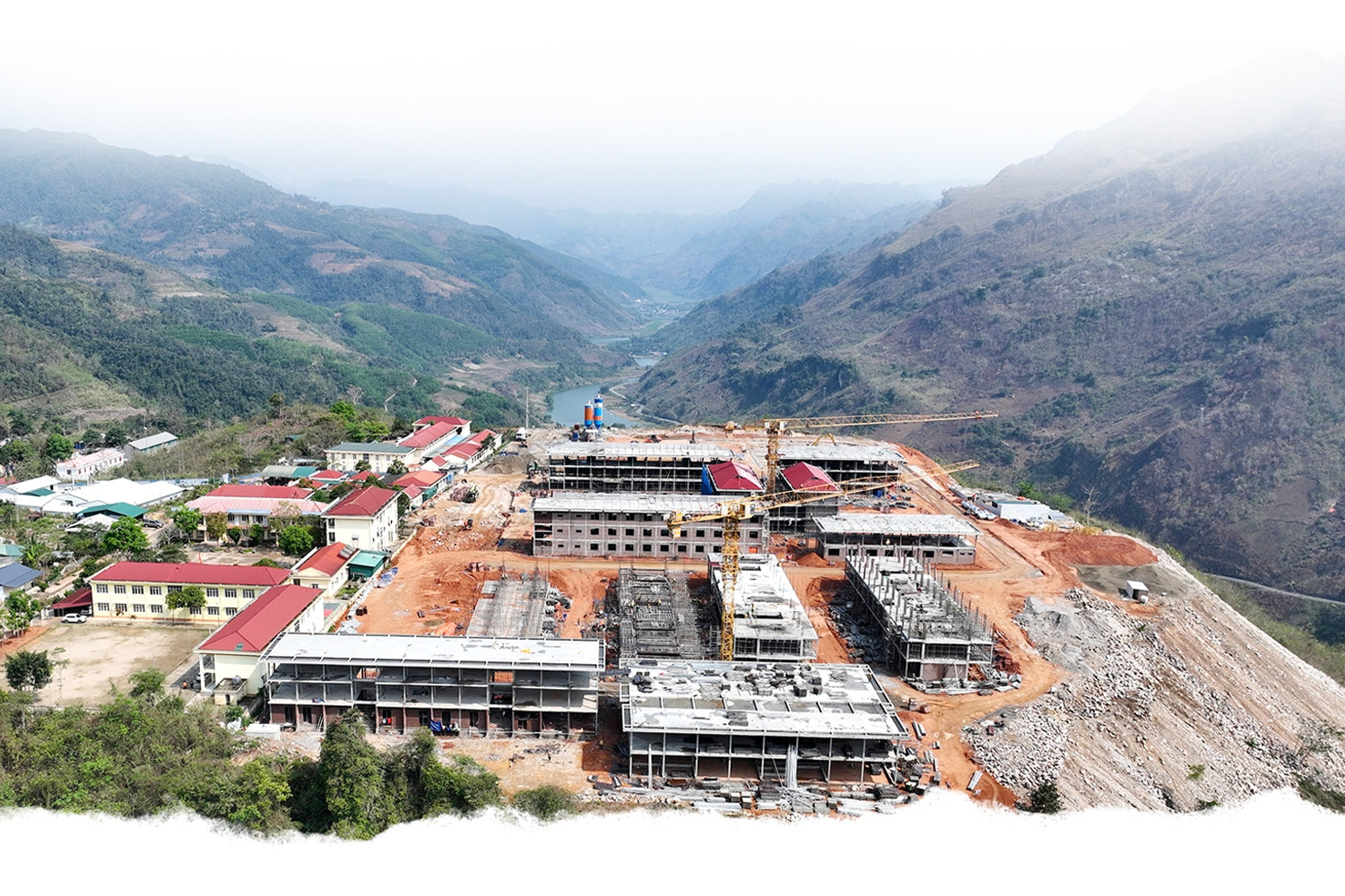 Những 'cột mốc mềm' và hệ sinh thái đánh thức cội nguồn