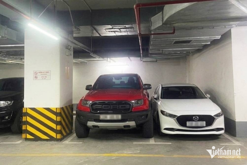 W-Xe ban tai trong ham.jpg