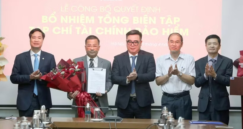 Bổ nhiệm nhà báo Nguyễn Phong Cầm làm Tổng biên tập Tạp chí Tài chính Bảo hiểm