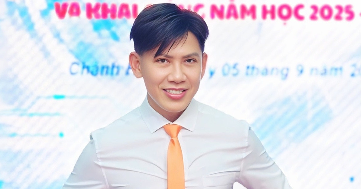 Ca sĩ Mai Tuấn: Từ hiện tượng 'Mưa bụi' đến thầy giáo dạy Toán ở tuổi U60