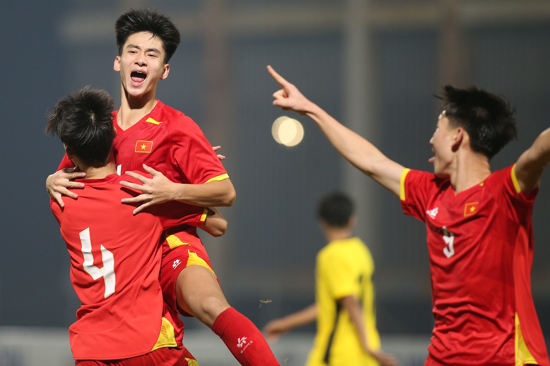 HLV Cristiano Roland chốt danh sách U17 Việt Nam, quyết đấu Indonesia