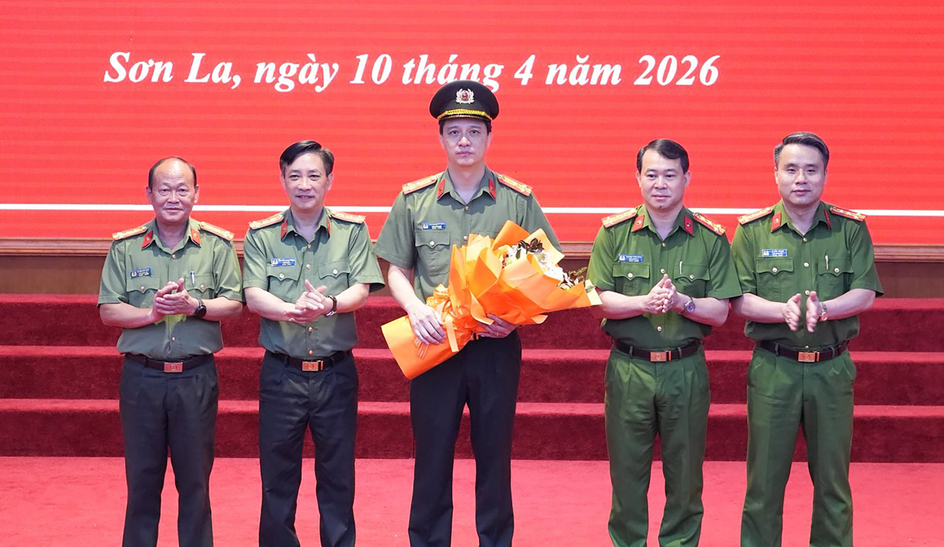 nguyen xuan trung.jpg