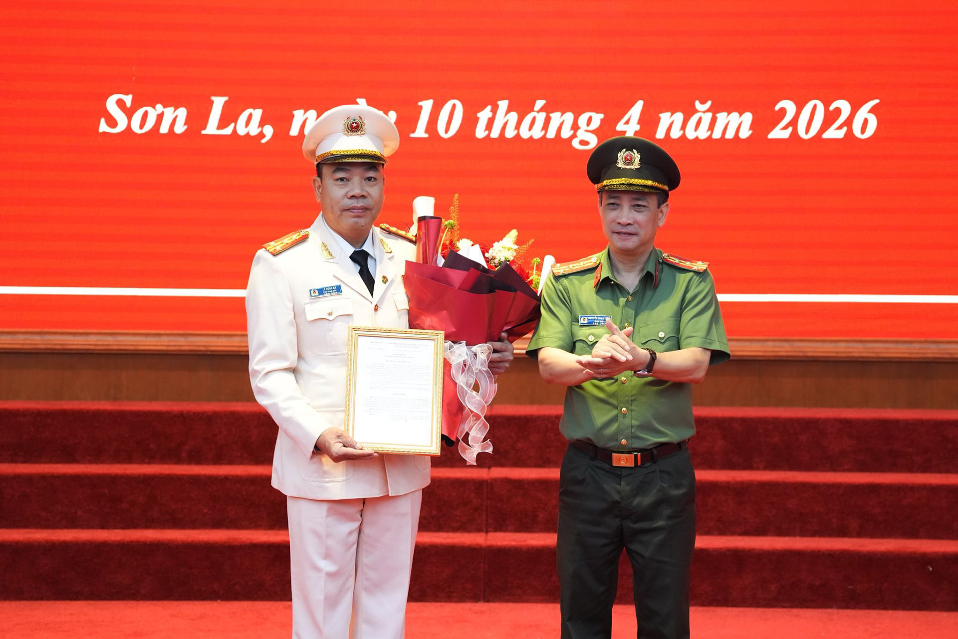 pgd cong an son la.jpg