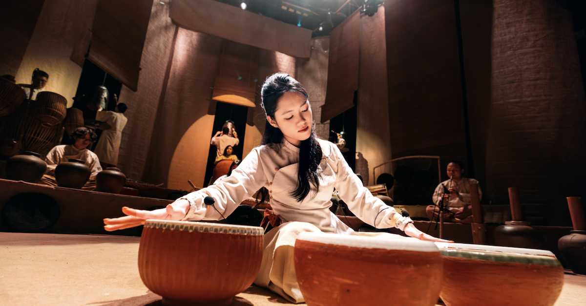 Phía Sau Show Diễn Từ Chùm Nêu Vai Cổ 1.0 Đến 2.0: Hành Trình Sáng Tạo Đầy Cảm Hứng