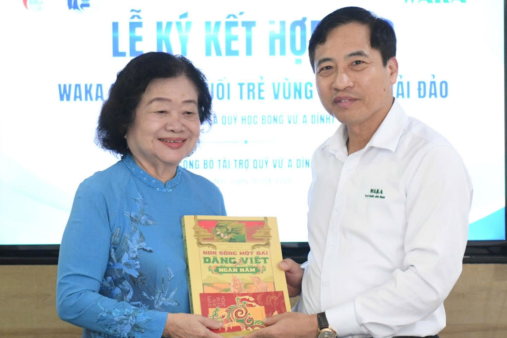  Thúc đẩy văn hóa đọc cho học sinh vùng cao, biên giới, hải đảo 