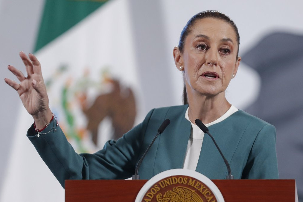 tong thong Mexico EPA.jpg