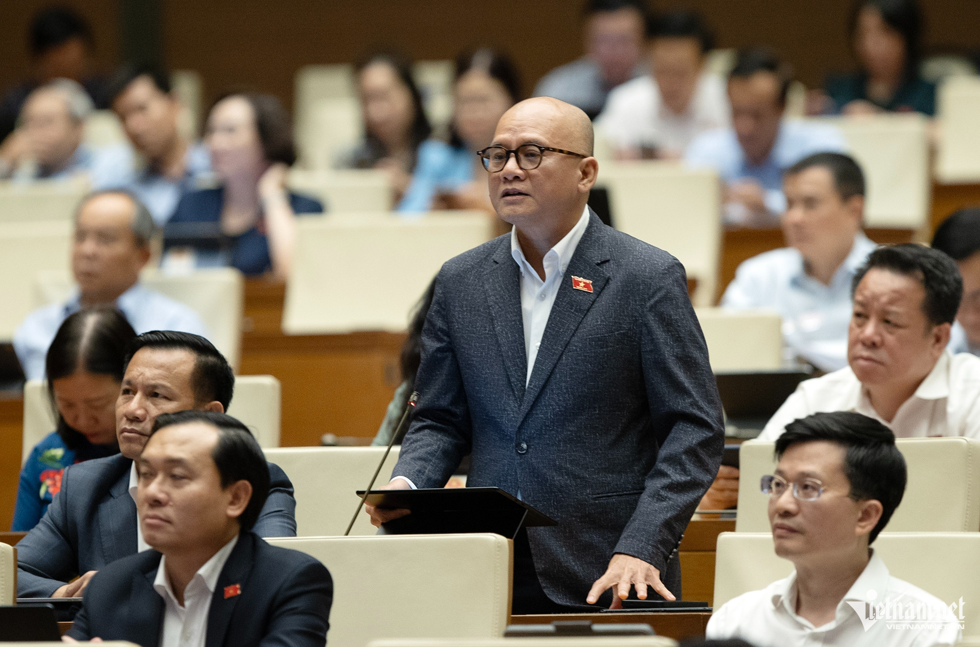 W-1 Trung Anh_3035 A.jpg