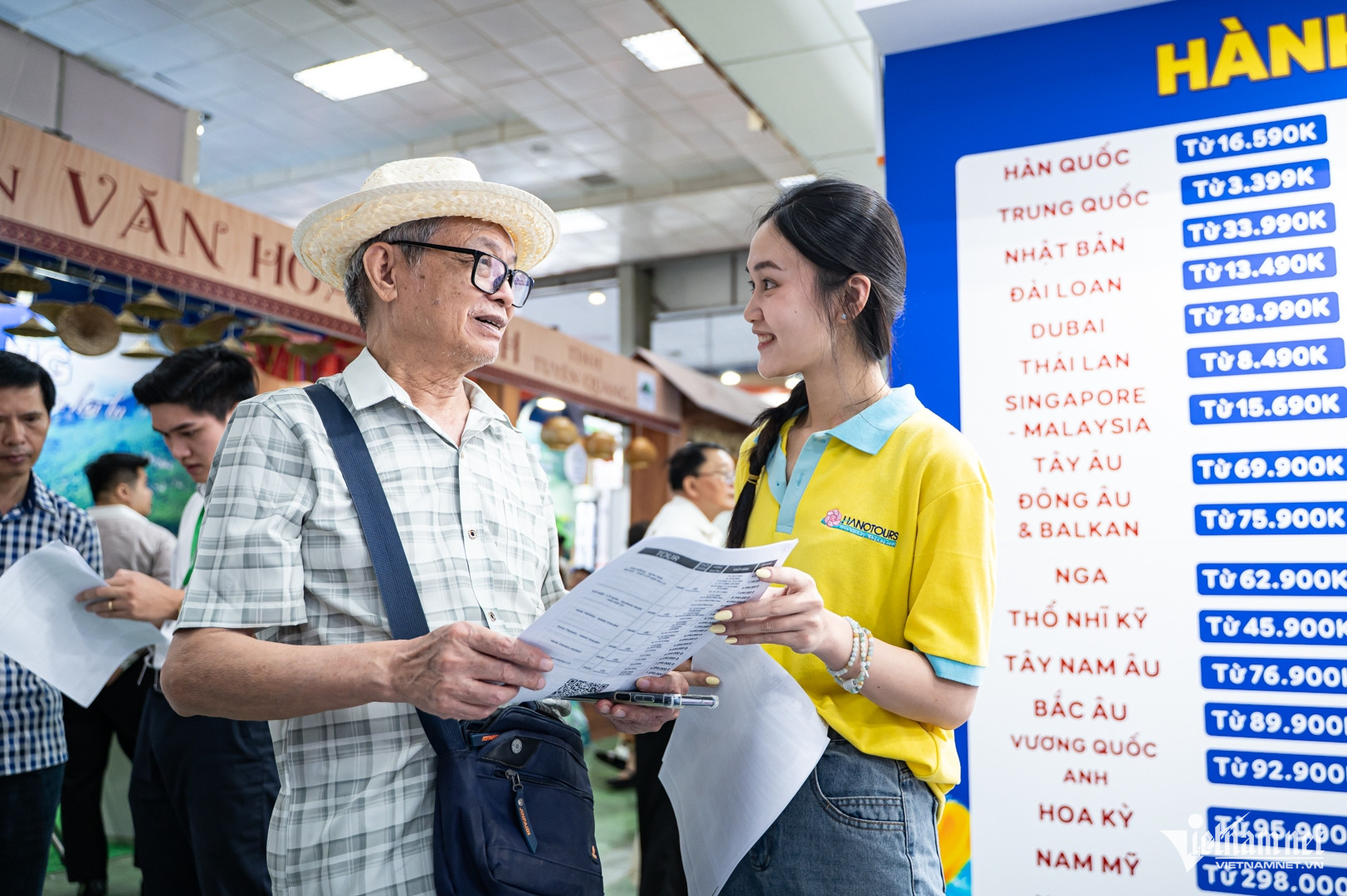 W-hội chợ du lịch.jpg