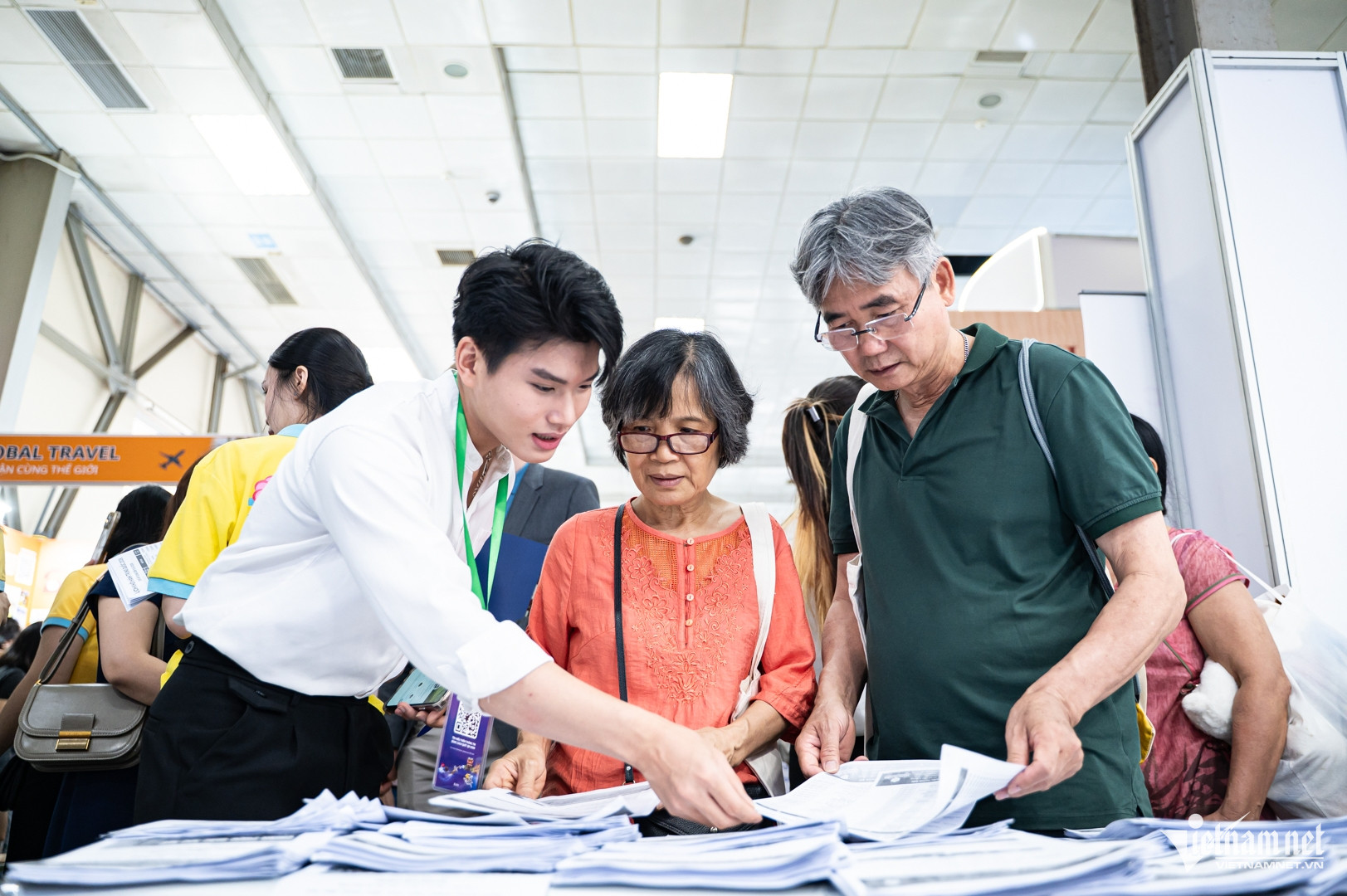W-hội chợ du lịch.jpg